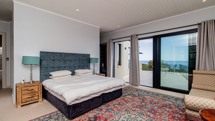 5 Bedroom Property for Sale in Pezula Private Estate Western Cape